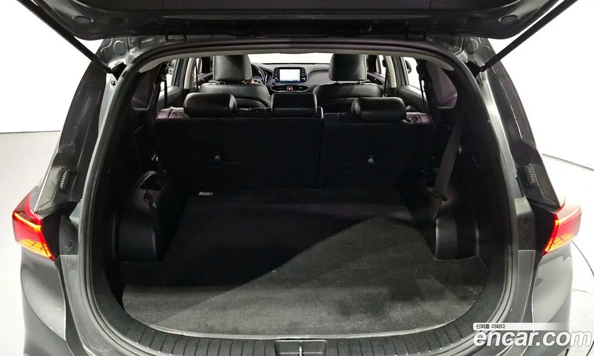 Hyundai Santa Fe 2018 2.0 автомат (гидро), фото 20