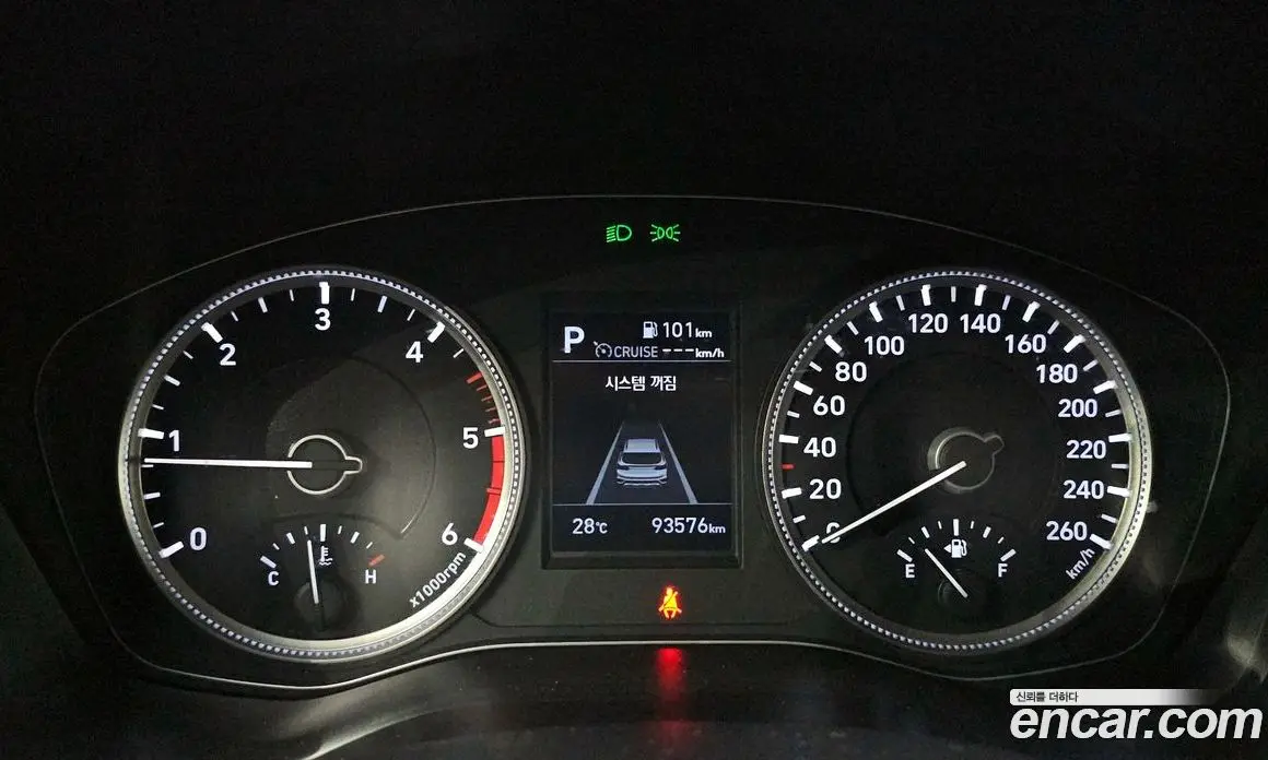 Hyundai Santa Fe 2018 2.0 автомат (гидро), фото 8