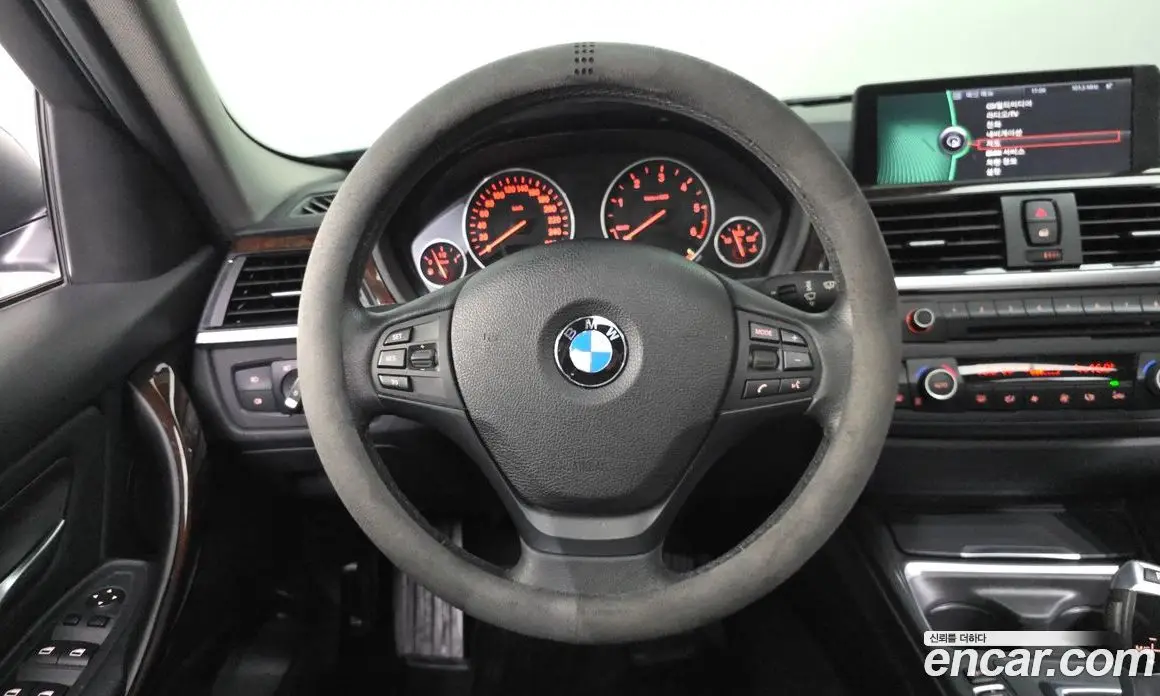 BMW 3 серия 2012 2.0 автомат (гидро), фото 14 BMW 3 серия 2012 2.0 автомат (гидро), фото 14