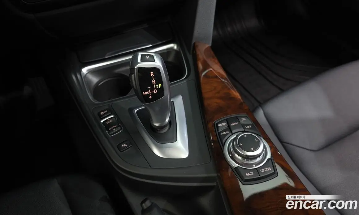 BMW 3 серия 2012 2.0 автомат (гидро), фото 9 BMW 3 серия 2012 2.0 автомат (гидро), фото 9