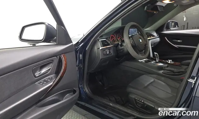 BMW 3 серия 2012 2.0 автомат (гидро), миниатюра 10 BMW 3 серия 2012 2.0 автомат (гидро), миниатюра 10