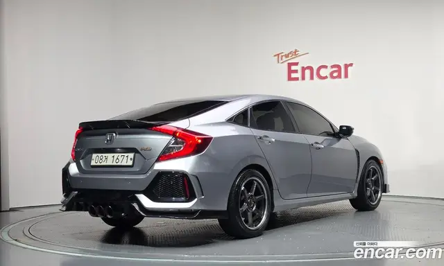 Honda Civic 2017 2.0 автомат (гидро), миниатюра 2