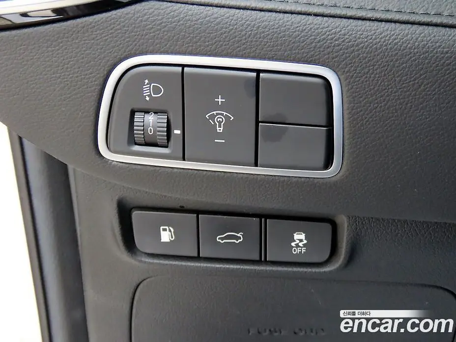 Hyundai Grandeur 2017 3.0 автомат (гидро), фото 12