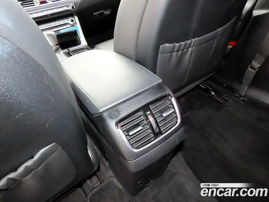 Hyundai Grandeur 2017 3.0 автомат (гидро), фото 17