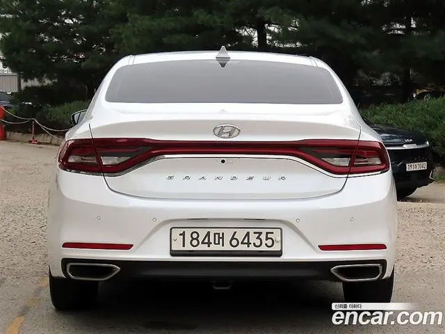 Hyundai Grandeur 2017 3.0 автомат (гидро), миниатюра 4