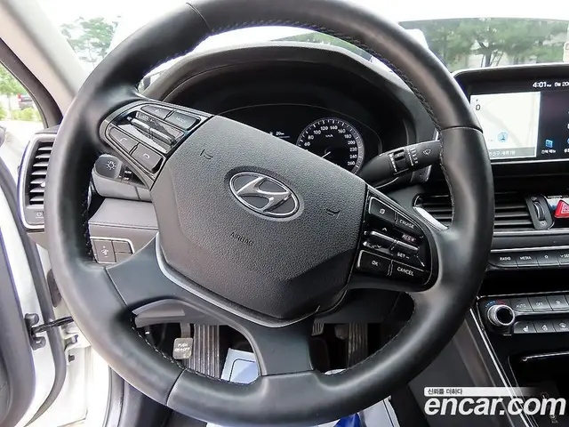 Hyundai Grandeur 2017 3.0 автомат (гидро), миниатюра 8