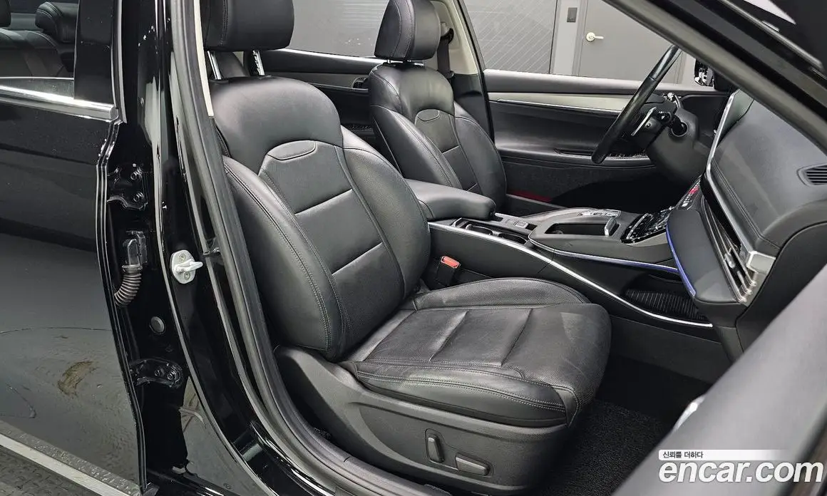 Hyundai Grandeur 2019 2.5 автомат (гидро), фото 12