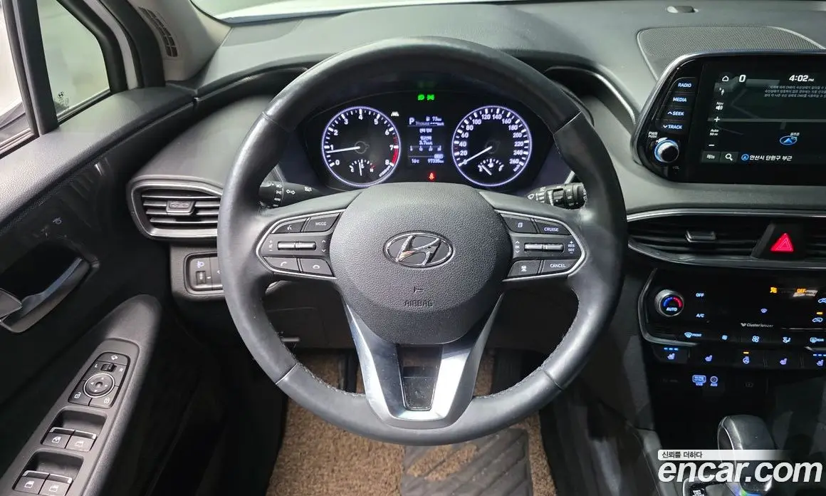 Hyundai Santa Fe 2020 2.0 автомат (гидро), фото 13