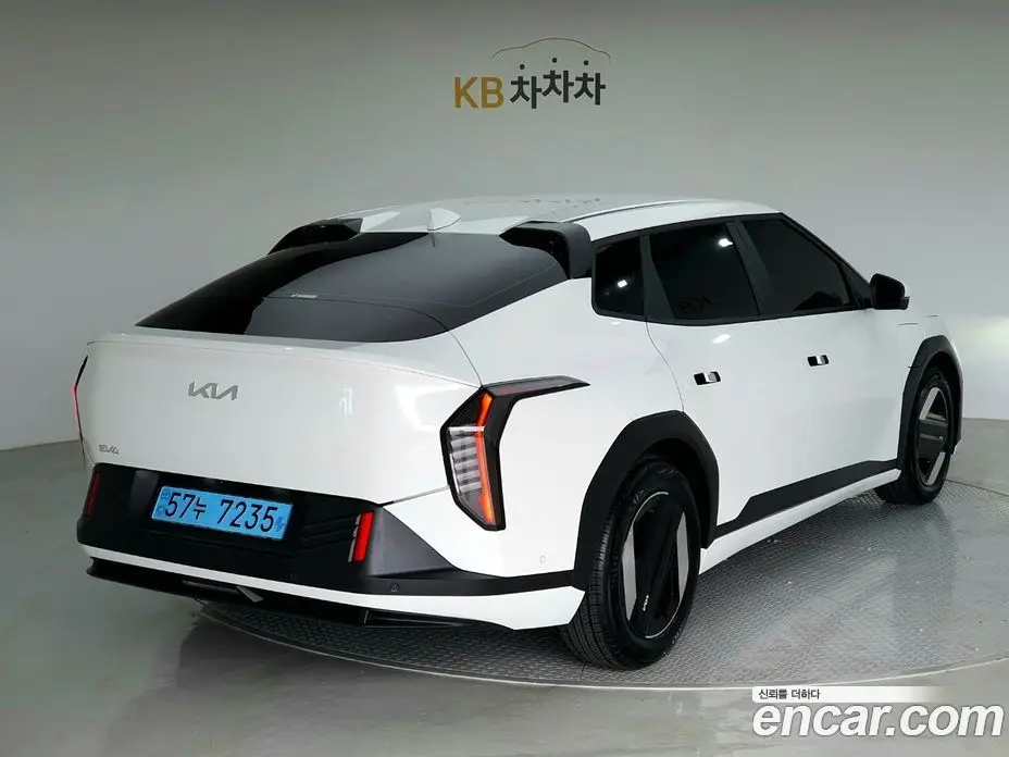Kia EV4 2025 0.2 АКПП, фото 4