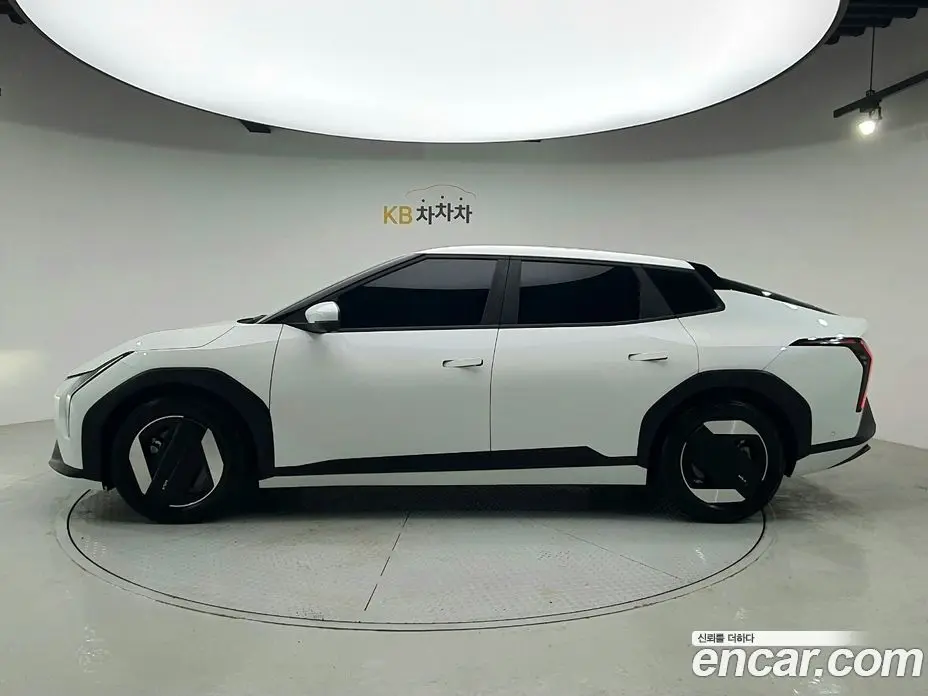 Kia EV4 2025 0.2 АКПП, фото 7