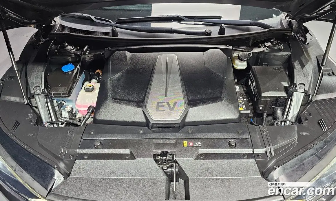 Kia EV6 2022 0.1 автомат (гидро), фото 6