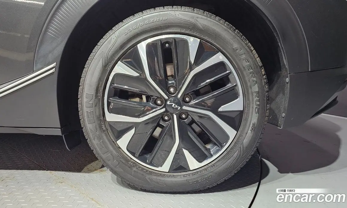 Kia EV6 2022 0.1 автомат (гидро), фото 7