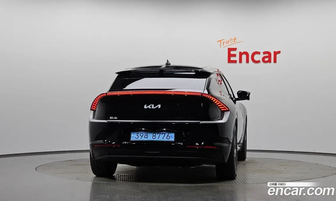 Kia EV6 2023 0.1 автомат (гидро), фото 3