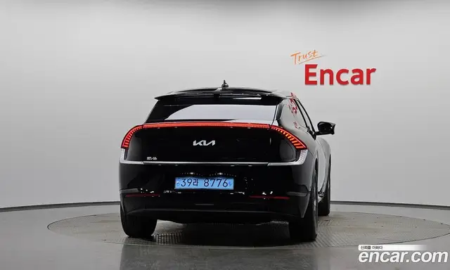 Kia EV6 2023 0.1 автомат (гидро), миниатюра 3