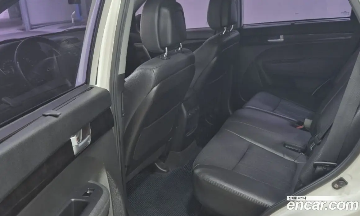 Kia Sorento 2013 2.0 автомат (гидро), фото 6 Kia Sorento 2013 2.0 автомат (гидро), фото 6