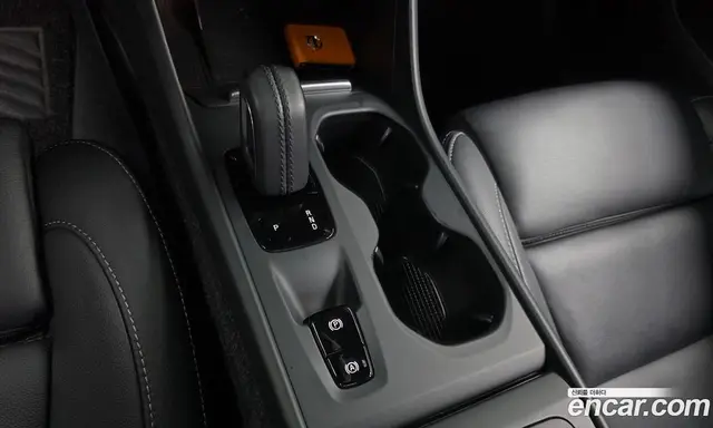 Volvo XC40 2021 2.0 автомат (гидро), миниатюра 11