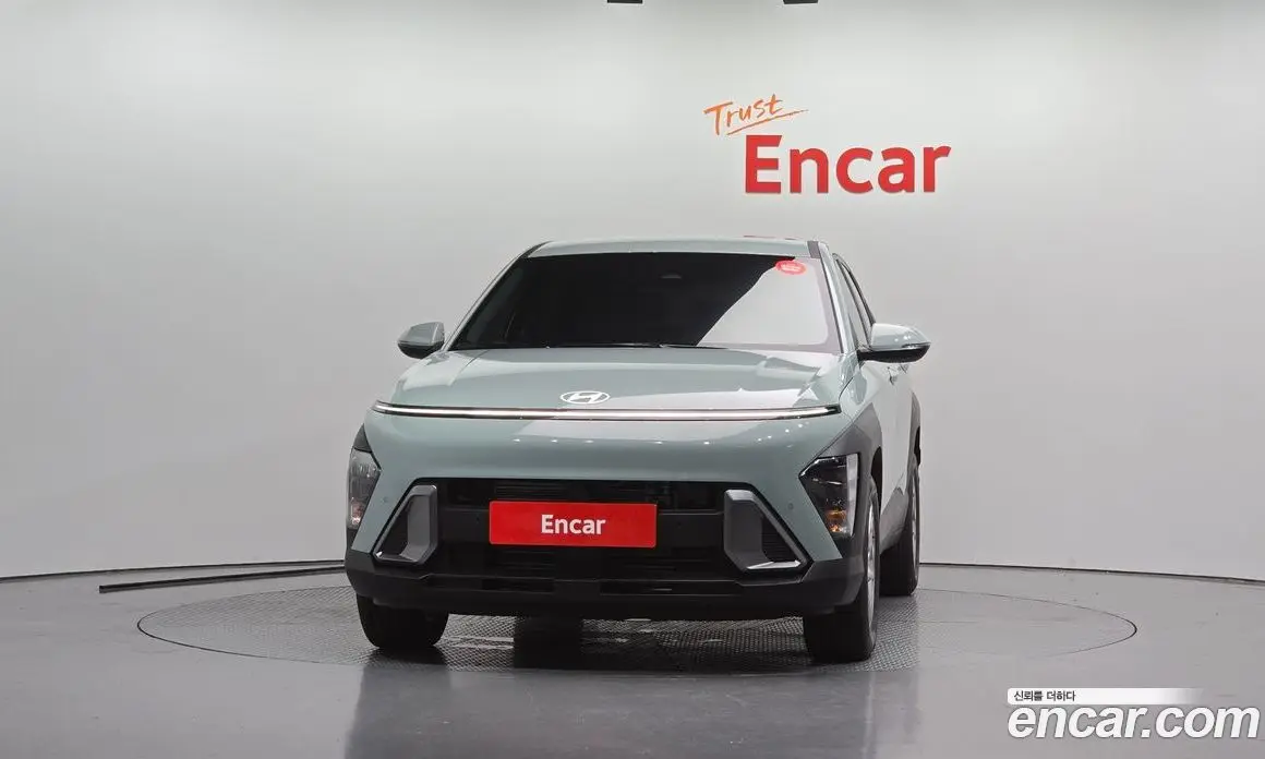 Hyundai Kona 2024 1.6 автомат (гидро), фото 3