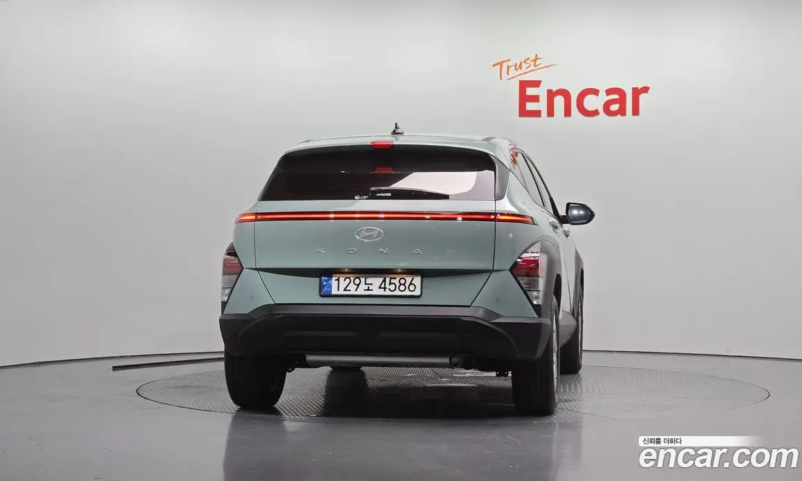 Hyundai Kona 2024 1.6 автомат (гидро), фото 4