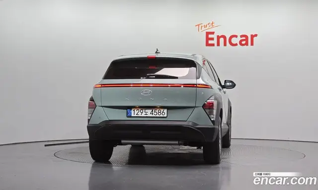 Hyundai Kona 2024 1.6 автомат (гидро), миниатюра 4