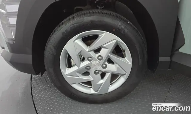 Hyundai Kona 2024 1.6 автомат (гидро), миниатюра 5