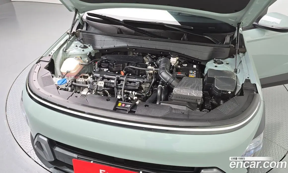 Hyundai Kona 2024 1.6 автомат (гидро), фото 6