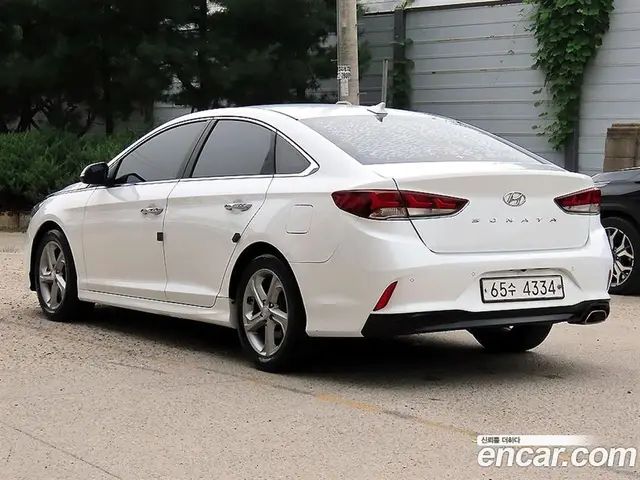 Hyundai Sonata 2017 2.0 автомат (гидро), миниатюра 3