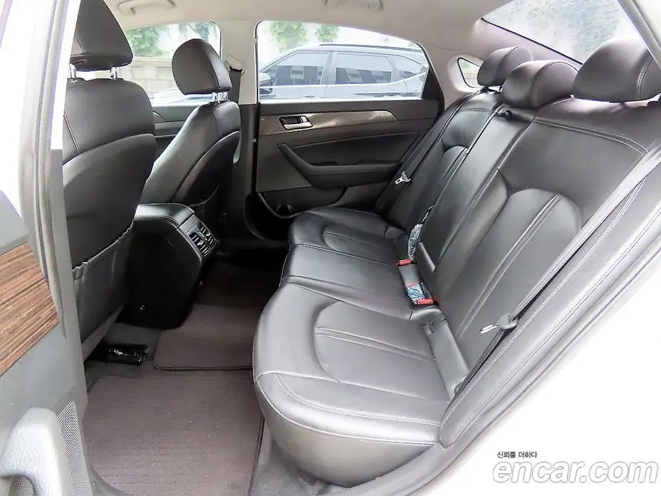 Hyundai Sonata 2017 2.0 автомат (гидро), фото 6