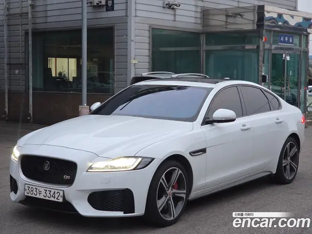 Jaguar XF 2019 3.0 автомат (гидро), миниатюра 2
