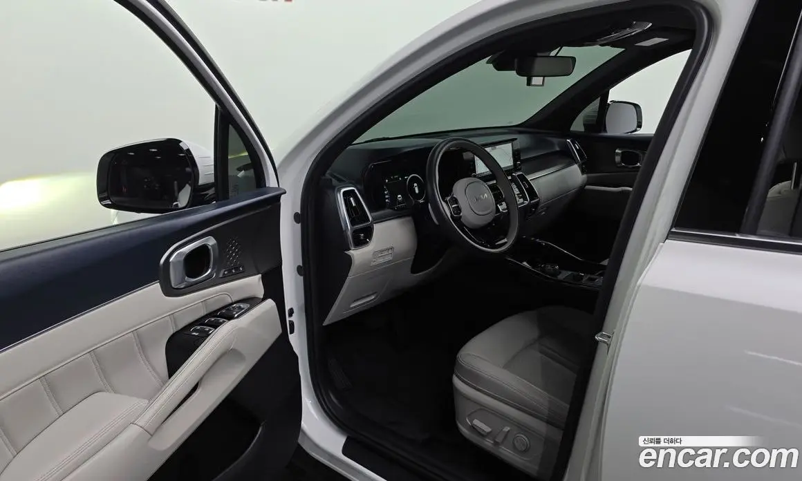 Kia Sorento 2023 1.6 автомат (гидро), фото 13
