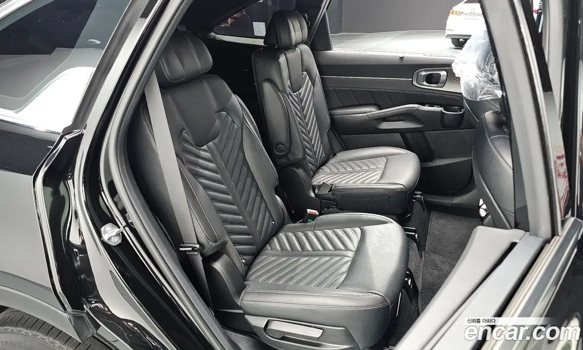 Kia Sorento 2024 2.5 автомат (гидро), фото 17