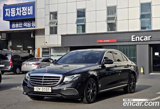 Mercedes-Benz E-Class, 2016, 213 789 км