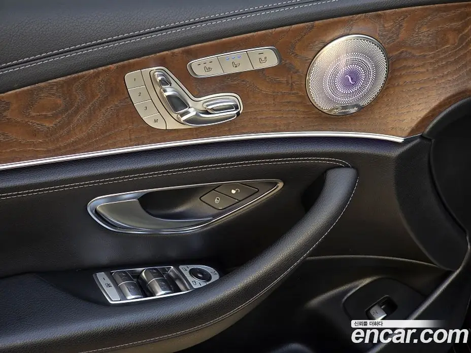Mercedes-Benz E-Class 2016 1.9 автомат (гидро), фото 17