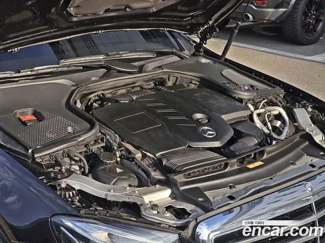 Mercedes-Benz E-Class 2016 1.9 автомат (гидро), миниатюра 6