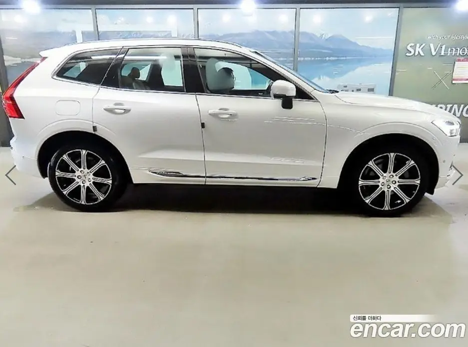 Volvo XC60 2019 2.0 автомат (гидро), фото 3