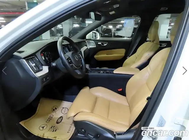 Volvo XC60 2019 2.0 автомат (гидро), миниатюра 6
