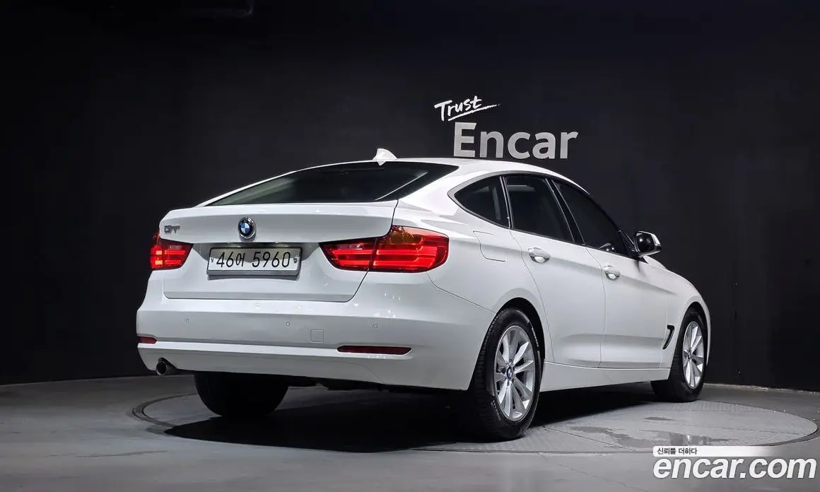 BMW 3 серия 2015 2.0 автомат (гидро), фото 2 BMW 3 серия 2015 2.0 автомат (гидро), фото 2