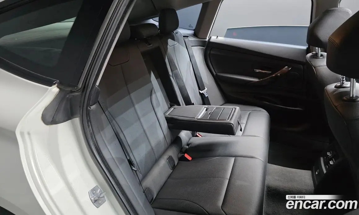 BMW 3 серия 2015 2.0 автомат (гидро), фото 11 BMW 3 серия 2015 2.0 автомат (гидро), фото 11