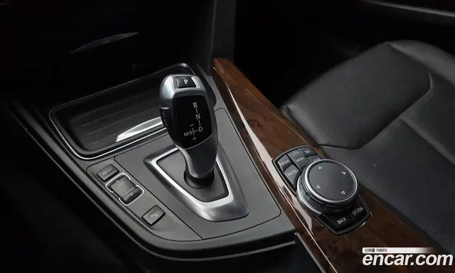 BMW 3 серия 2015 2.0 автомат (гидро), миниатюра 9 BMW 3 серия 2015 2.0 автомат (гидро), миниатюра 9