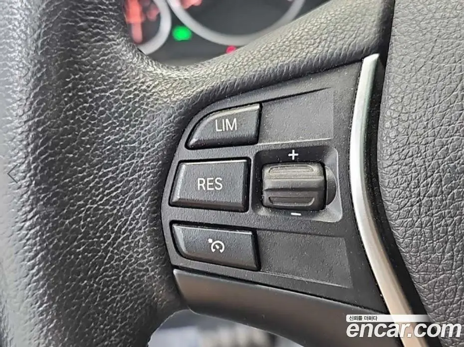 BMW 3 серия 2015 2.0 автомат (гидро), фото 17