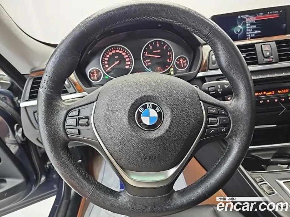BMW 3 серия 2015 2.0 автомат (гидро), фото 9