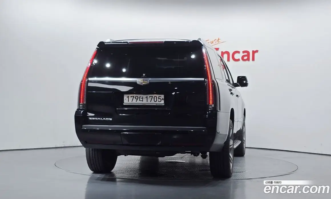 Cadillac Escalade 2018 6.2 автомат (гидро), фото 4