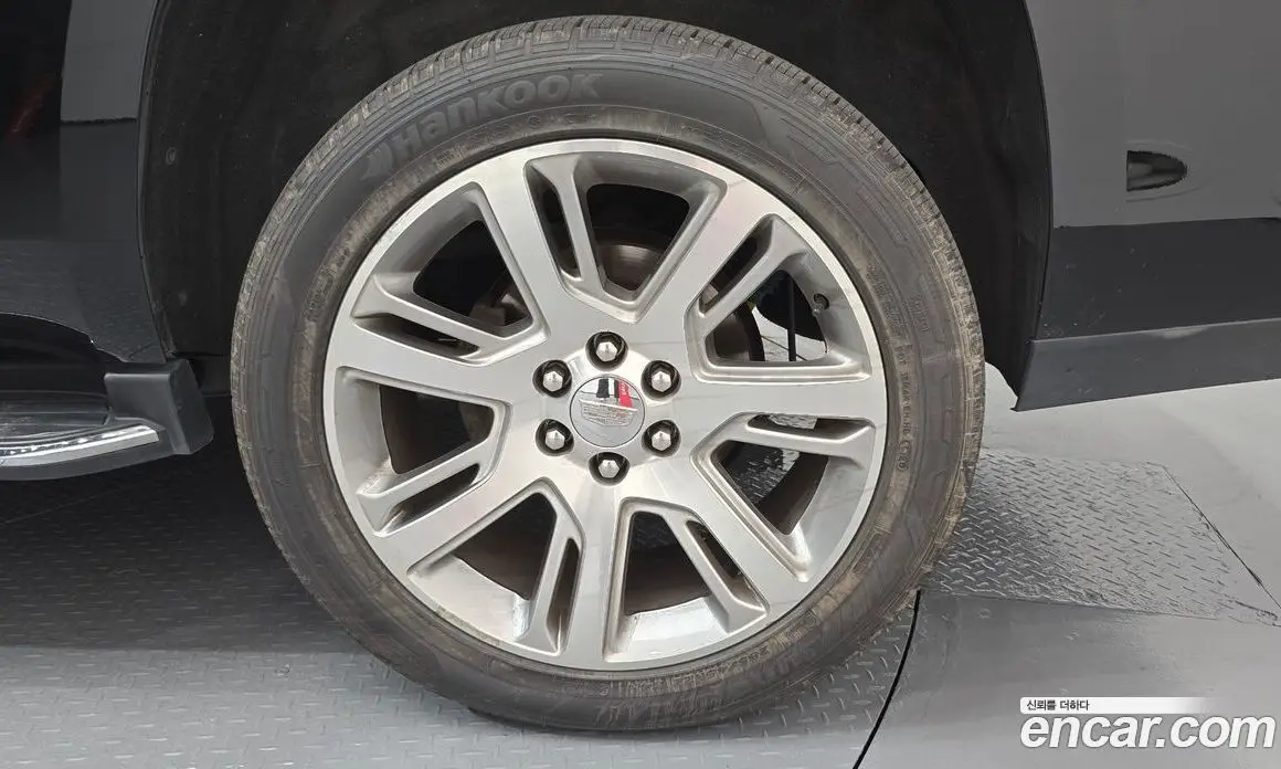 Cadillac Escalade 2018 6.2 автомат (гидро), фото 7