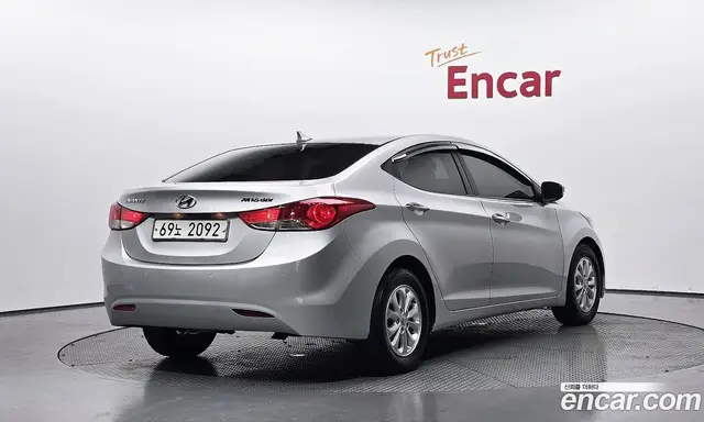Hyundai Avante 2010 1.6 автомат (гидро), миниатюра 2