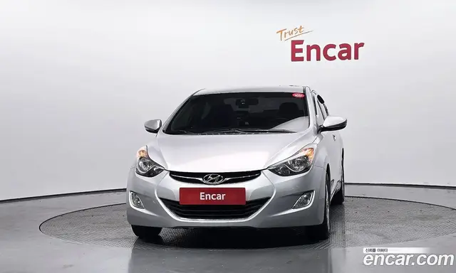 Hyundai Avante 2010 1.6 автомат (гидро), миниатюра 3