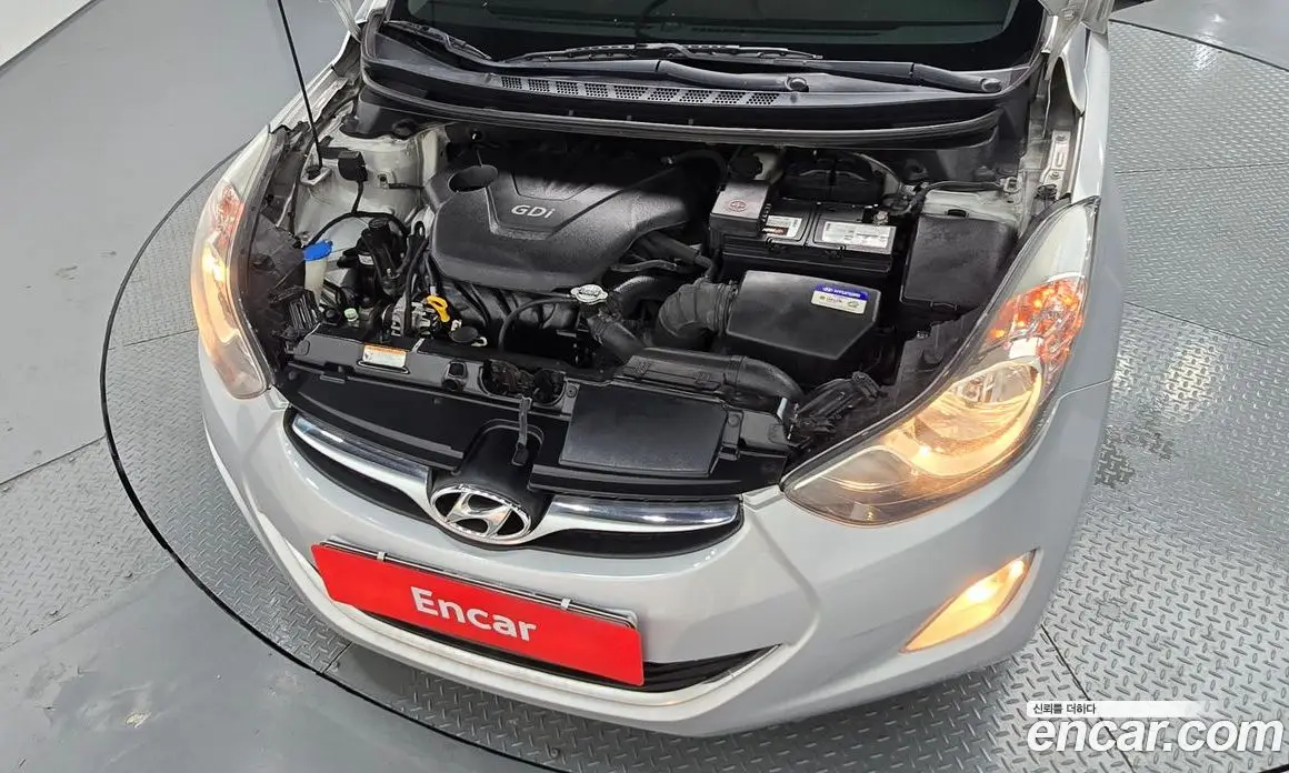Hyundai Avante 2010 1.6 автомат (гидро), фото 6