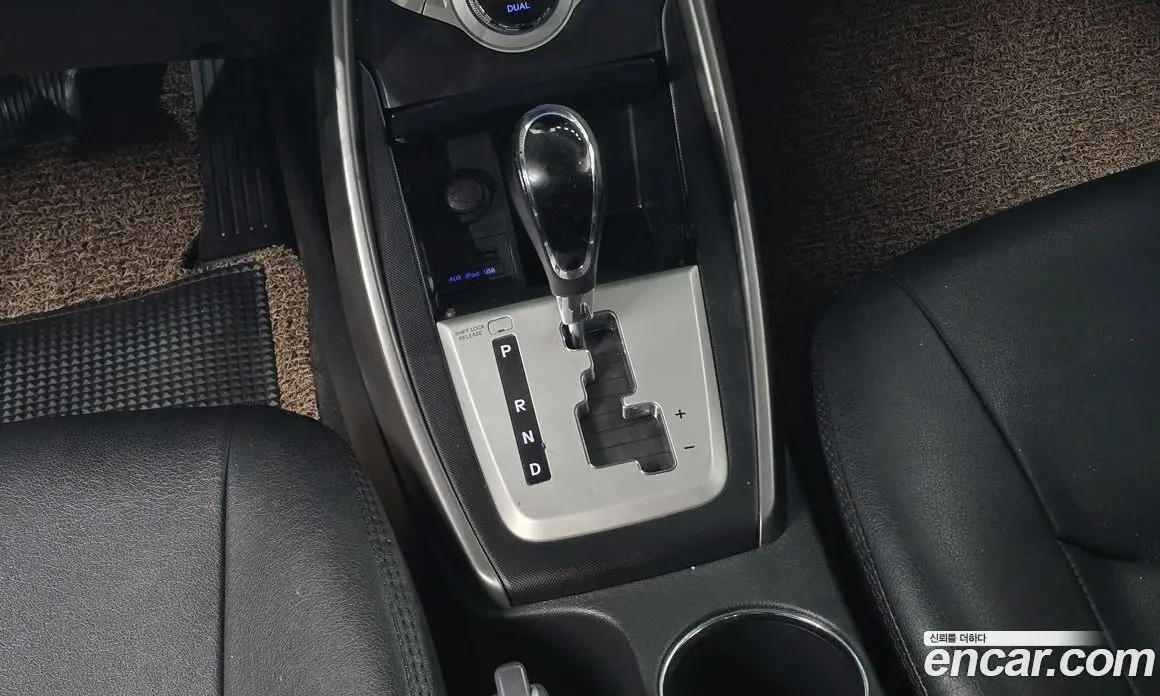 Hyundai Avante 2010 1.6 автомат (гидро), фото 9