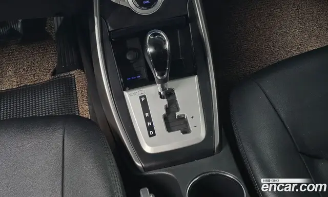 Hyundai Avante 2010 1.6 автомат (гидро), миниатюра 9