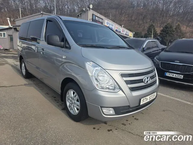 Hyundai Starex 2016 2.5 автомат (гидро), миниатюра 2