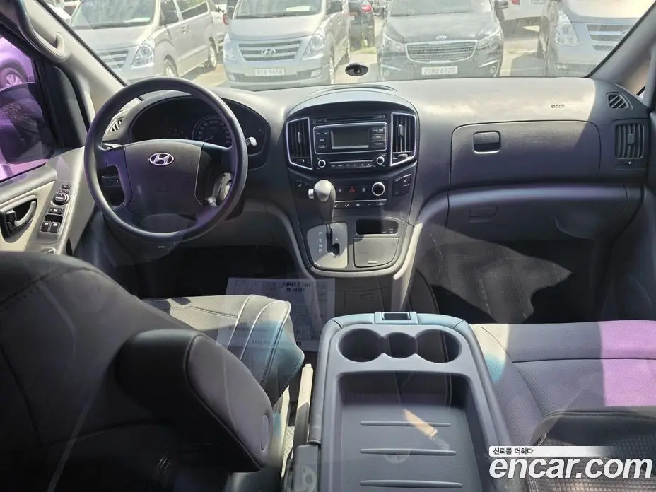 Hyundai Starex 2016 2.5 автомат (гидро), фото 11