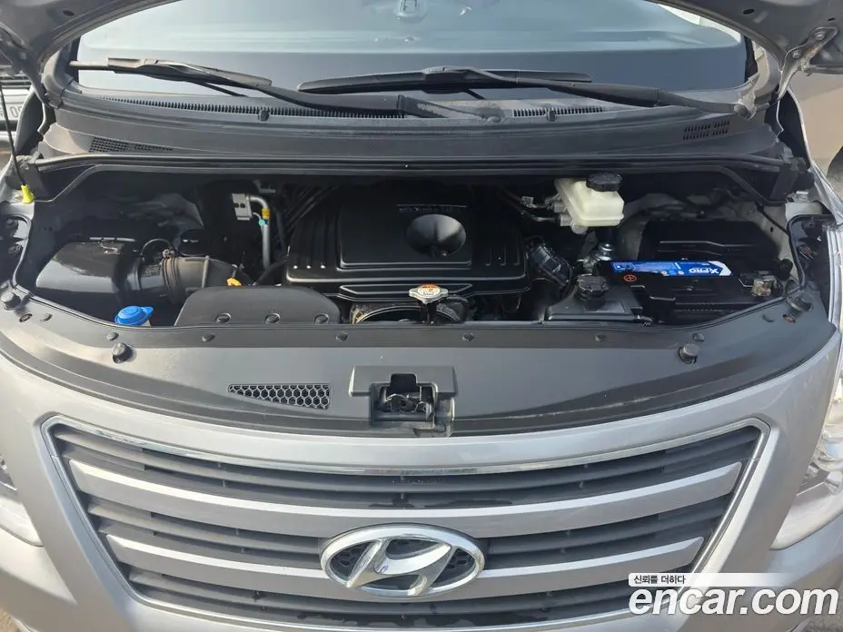 Hyundai Starex 2016 2.5 автомат (гидро), фото 16